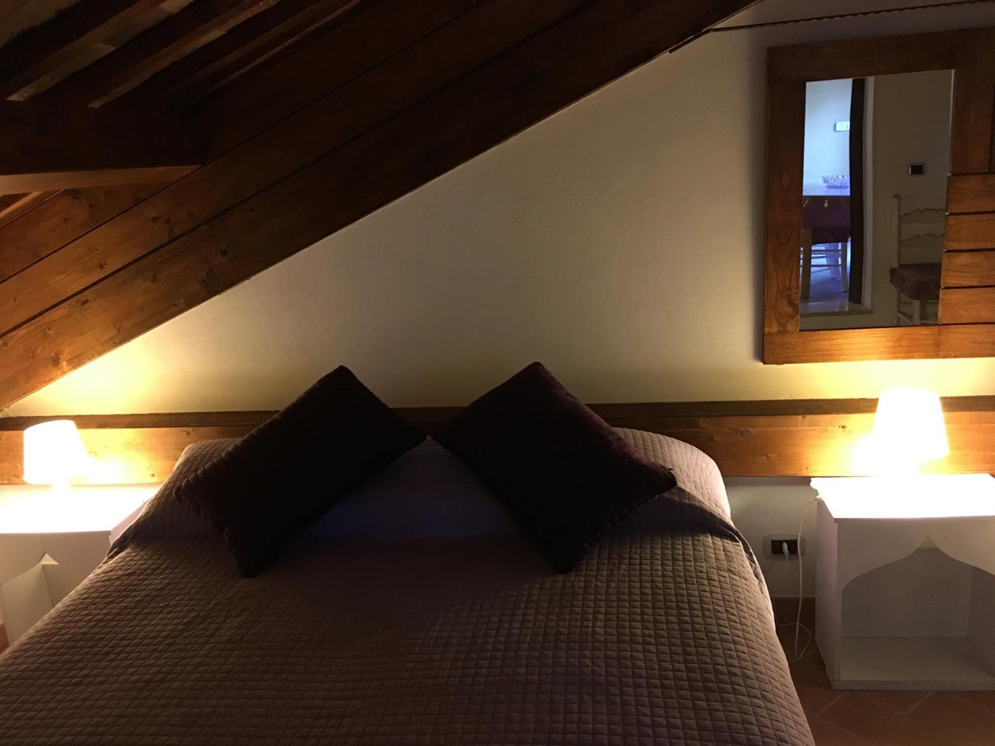 Serracapriola Guest House Dimora Fiorita الغرفة الصورة