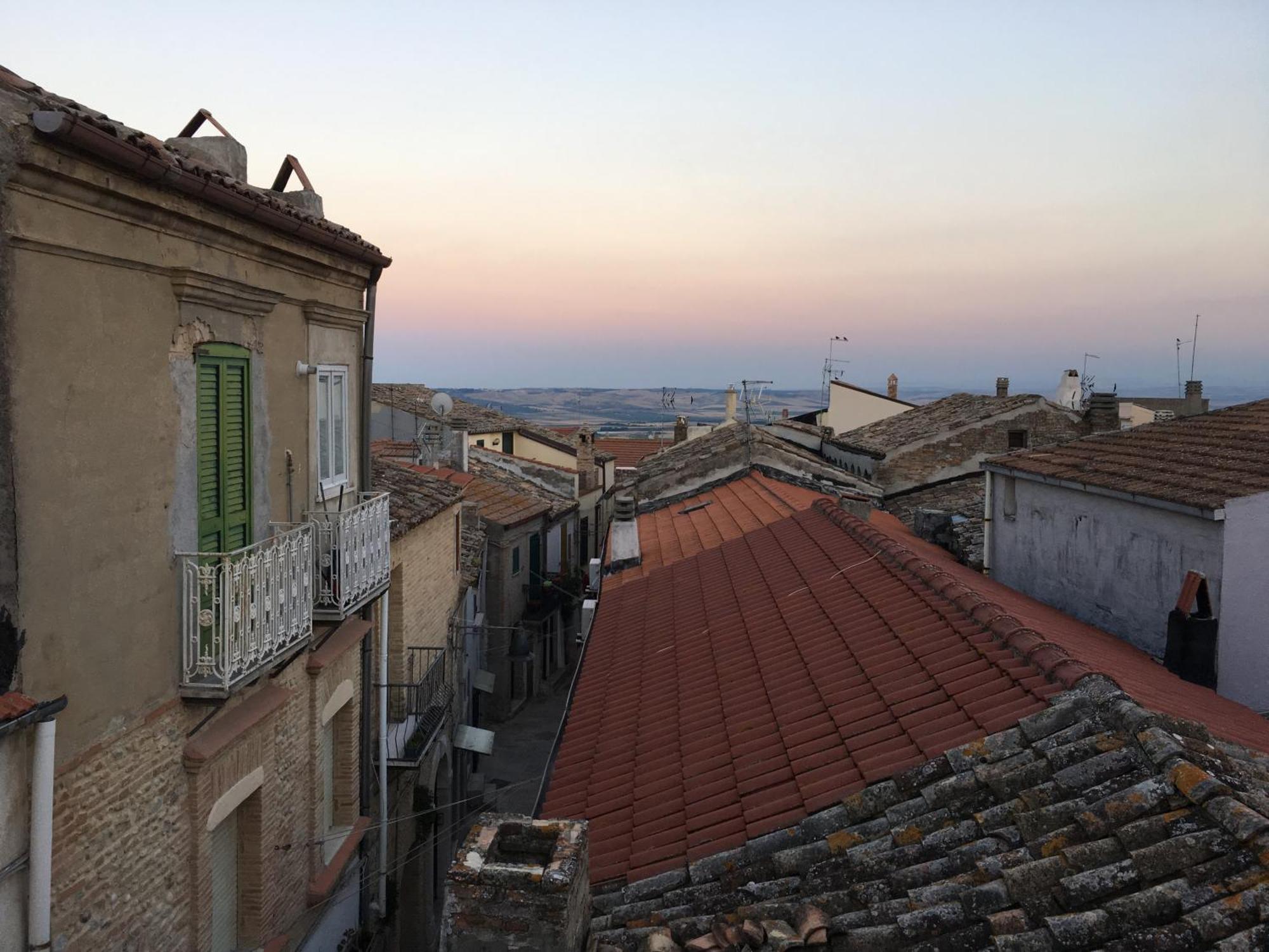 Serracapriola Guest House Dimora Fiorita الغرفة الصورة